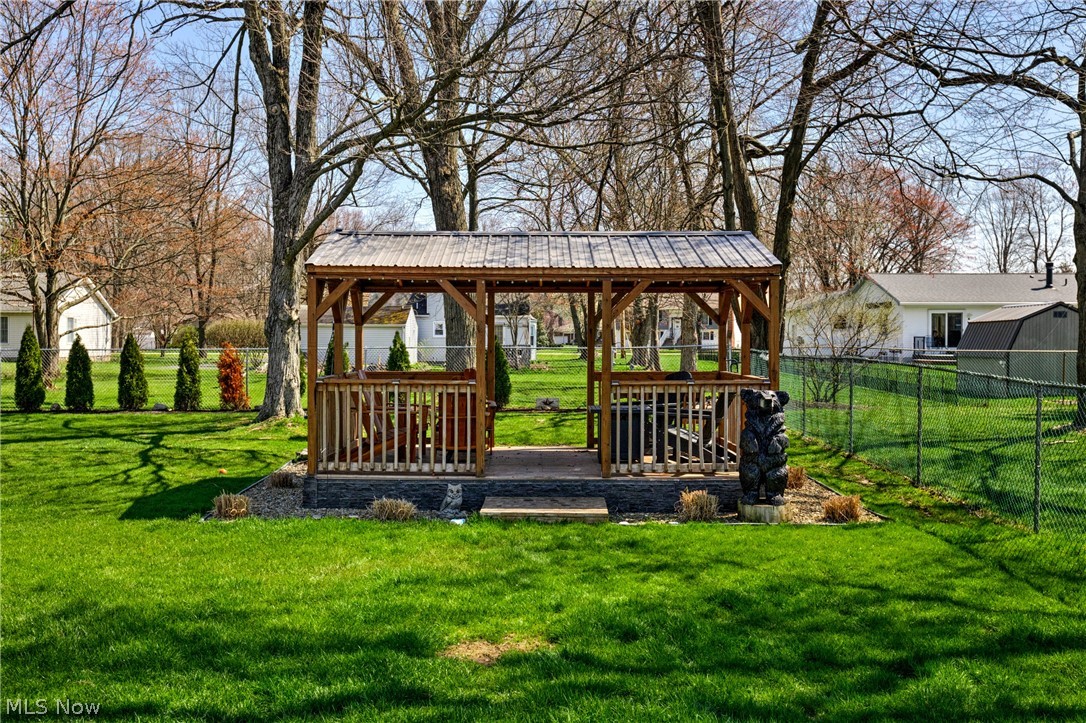 194 Fuller Drive NE Warren OH 44484