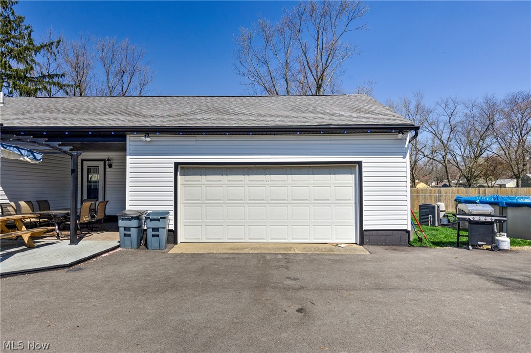 194 Fuller Drive NE Warren OH 44484