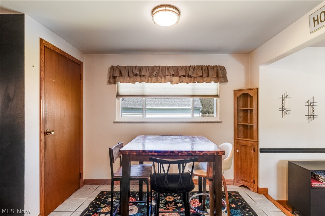 194 Fuller Drive NE Warren OH 44484