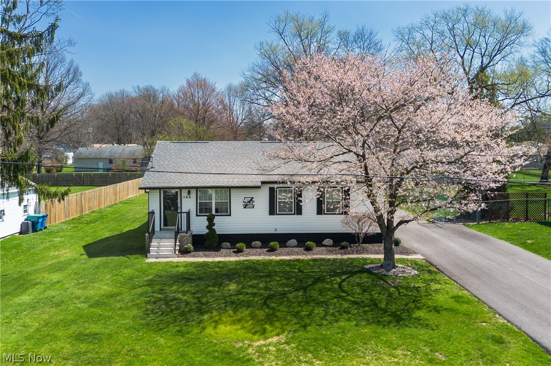 194 Fuller Drive NE Warren OH 44484