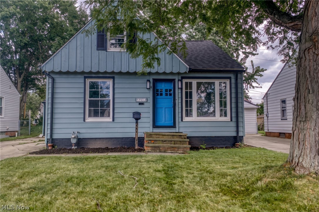 8219 Wainstead Drive Parma OH 44129