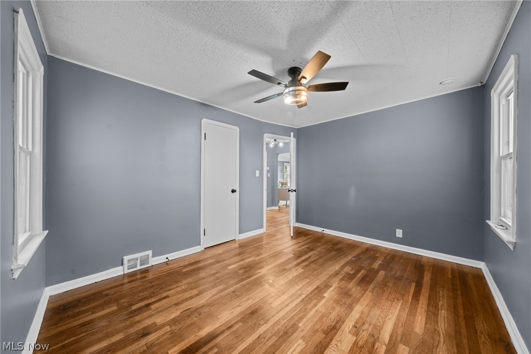 8219 Wainstead Drive Parma OH 44129