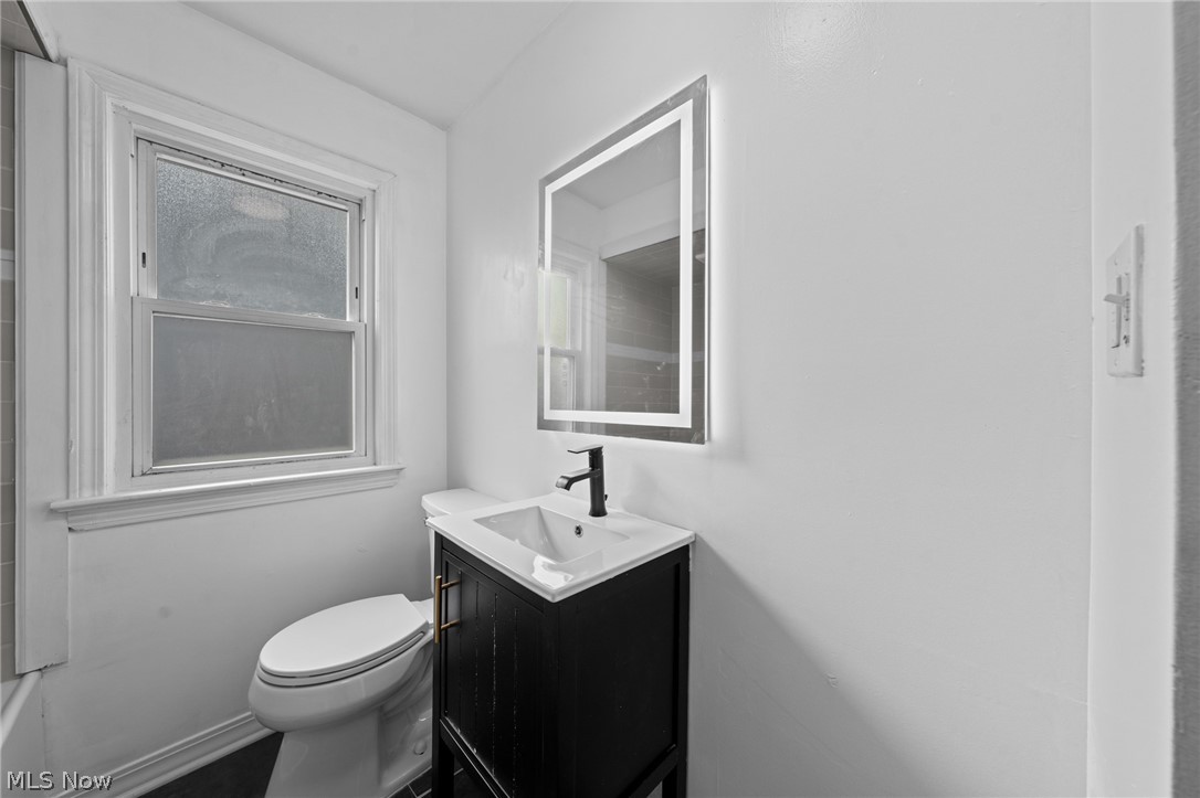 8219 Wainstead Drive Parma OH 44129