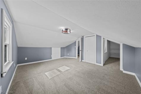 8219 Wainstead Drive Parma OH 44129
