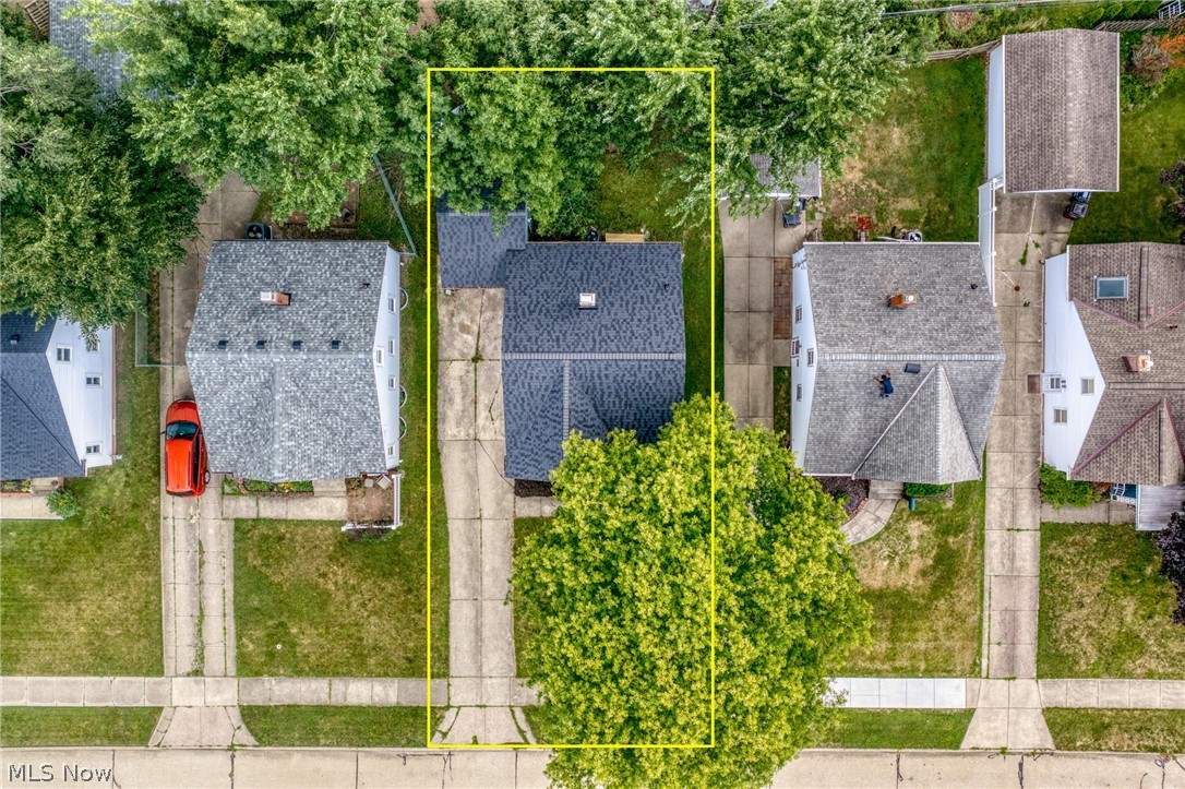 8219 Wainstead Drive Parma OH 44129