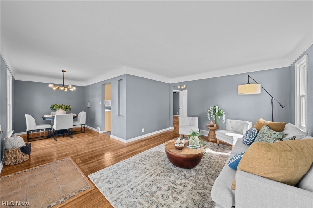 8219 Wainstead Drive Parma OH 44129