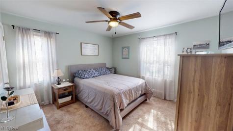 407 Maplewood Drive Willowick OH 44095