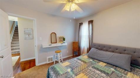 407 Maplewood Drive Willowick OH 44095