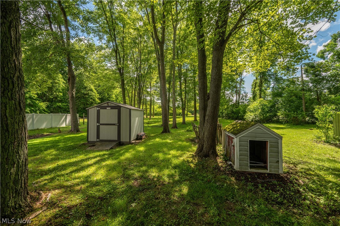 1227 N Pricetown Road Diamond OH 44412
