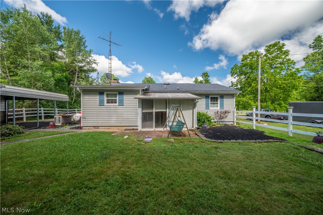 1227 N Pricetown Road Diamond OH 44412