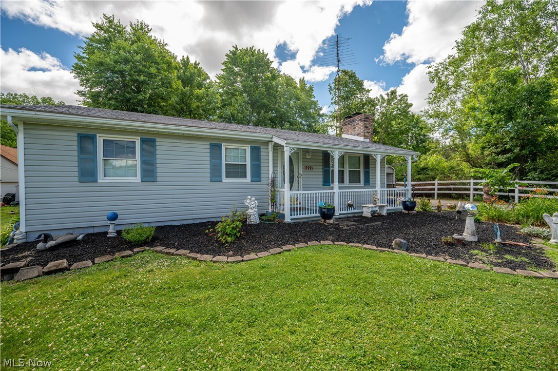 1227 N Pricetown Road Diamond OH 44412