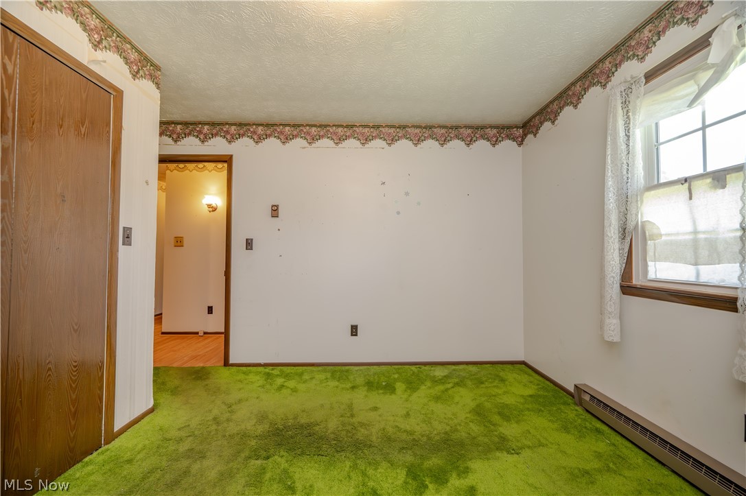 1227 N Pricetown Road Diamond OH 44412