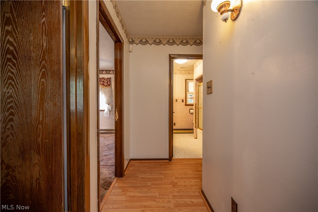 1227 N Pricetown Road Diamond OH 44412