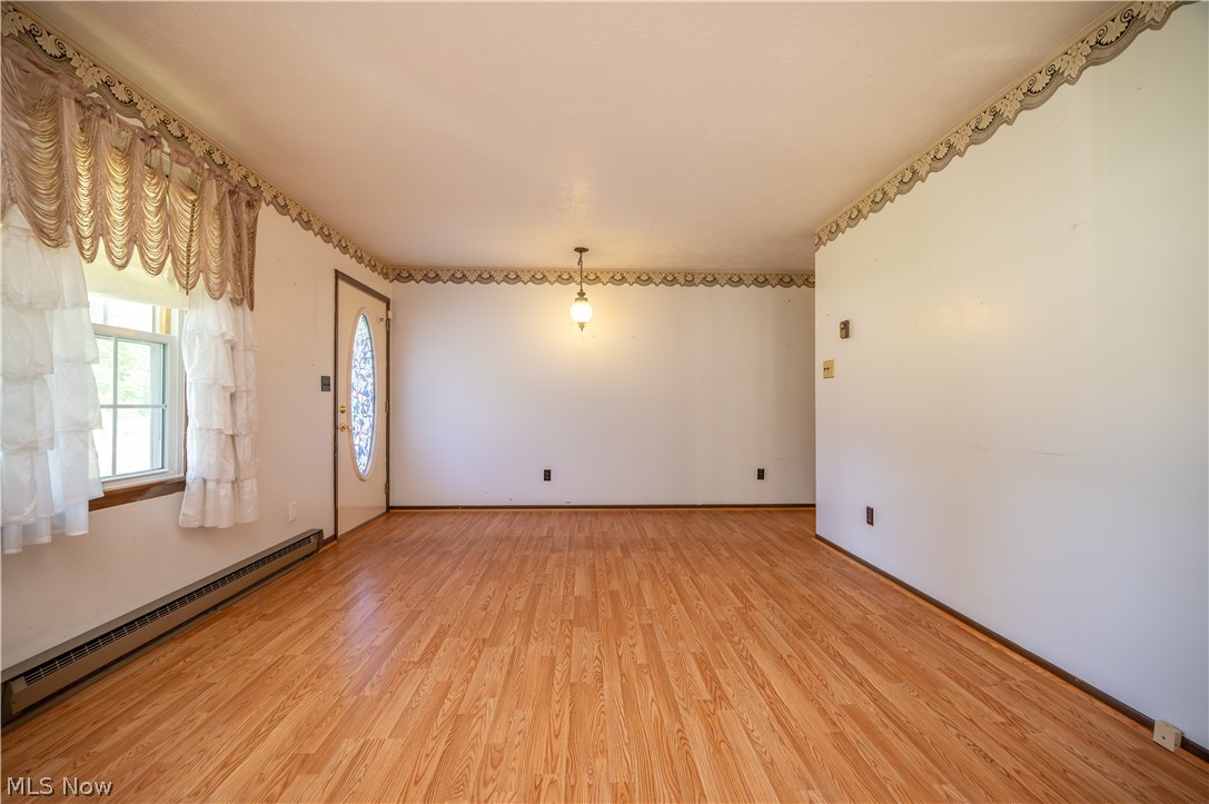 1227 N Pricetown Road Diamond OH 44412