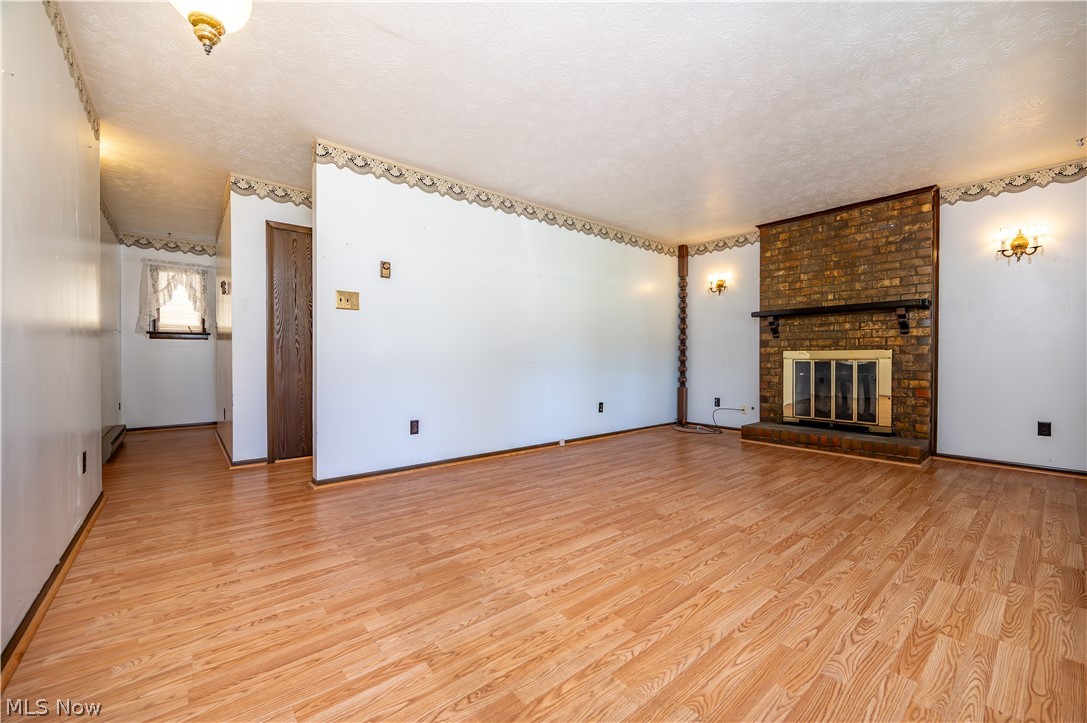 1227 N Pricetown Road Diamond OH 44412