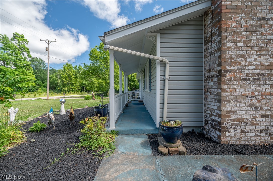 1227 N Pricetown Road Diamond OH 44412