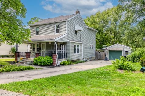 2255 Briner Avenue Akron OH 44305