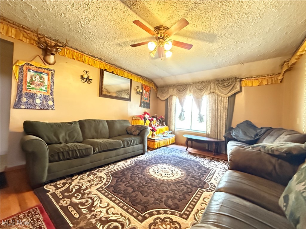 1059 Belden Avenue Akron OH 44310