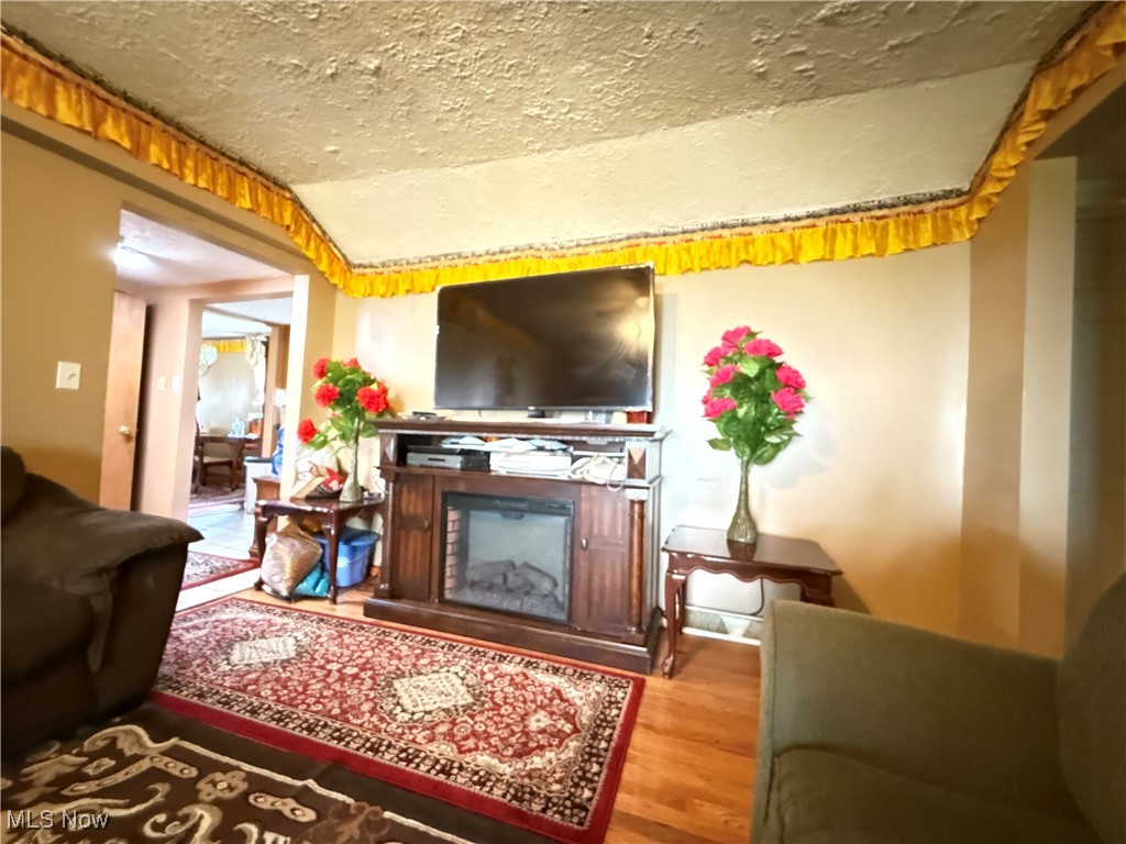 1059 Belden Avenue Akron OH 44310