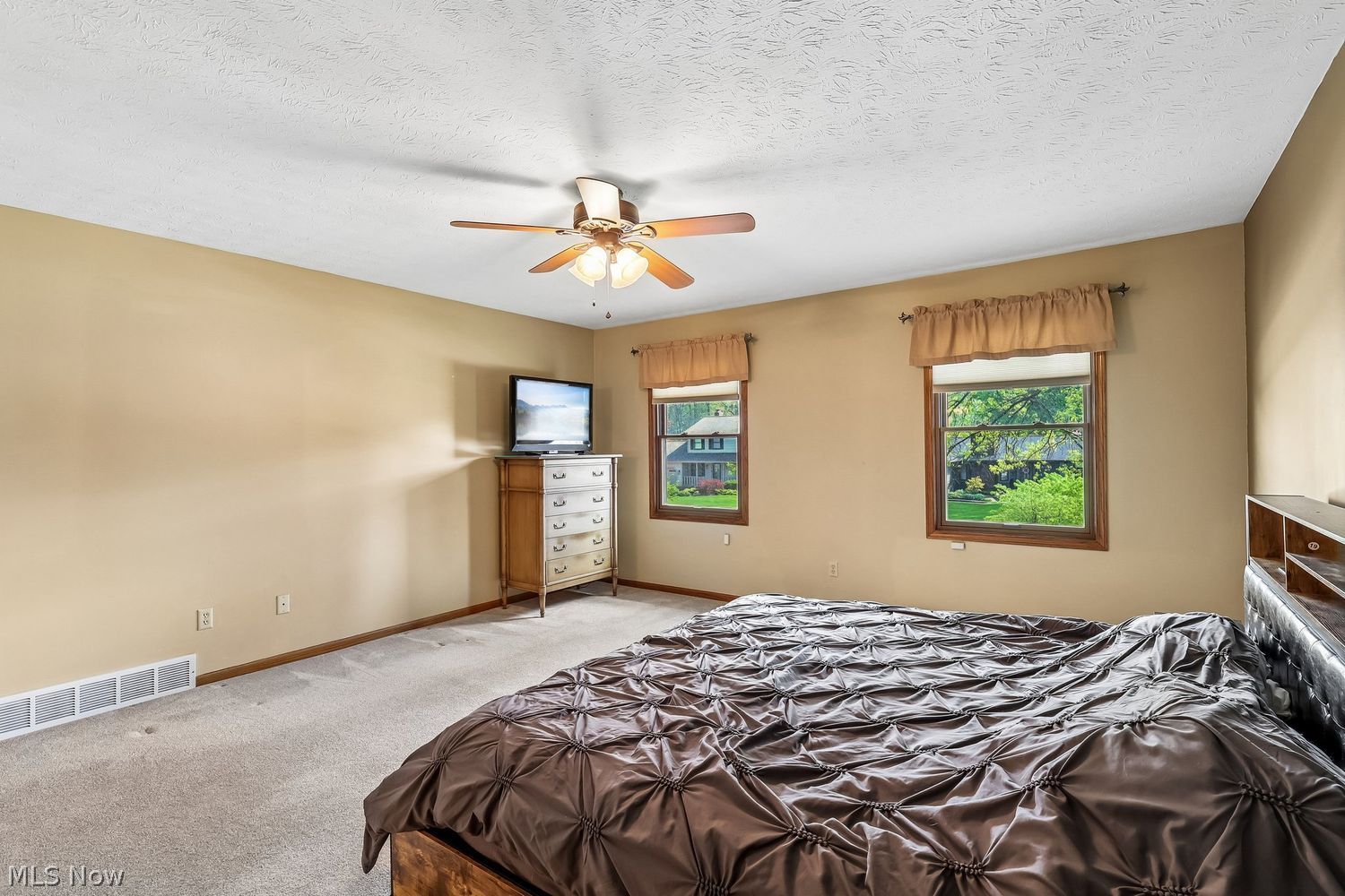 34935 Aspenwood Lane Willoughby OH 44094