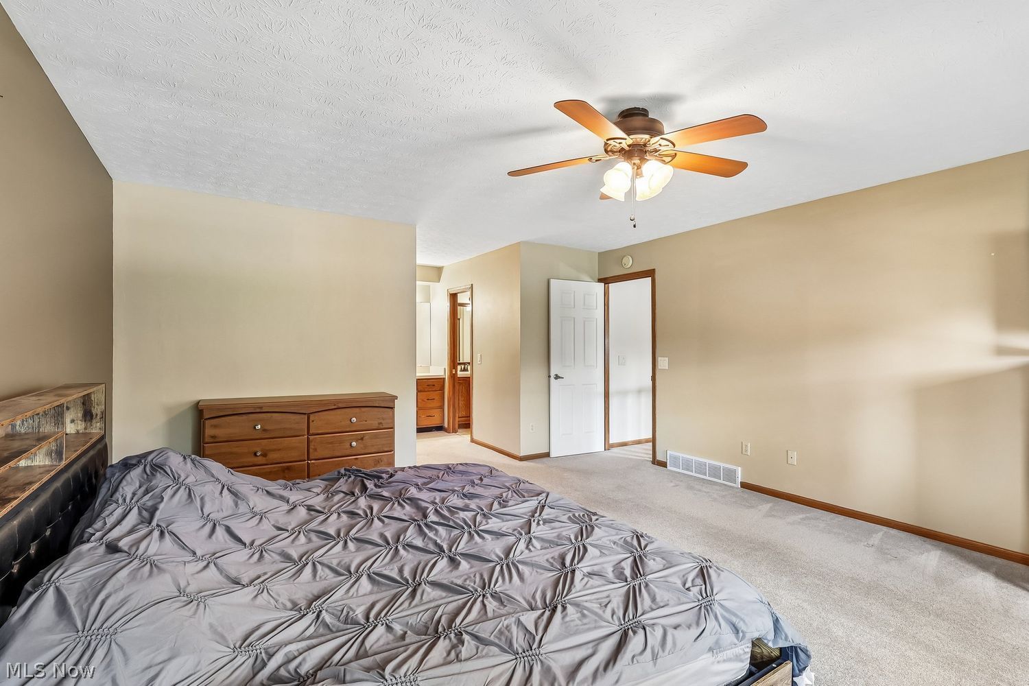 34935 Aspenwood Lane Willoughby OH 44094