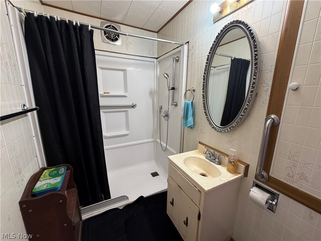 119 23rd Street Dover OH 44622