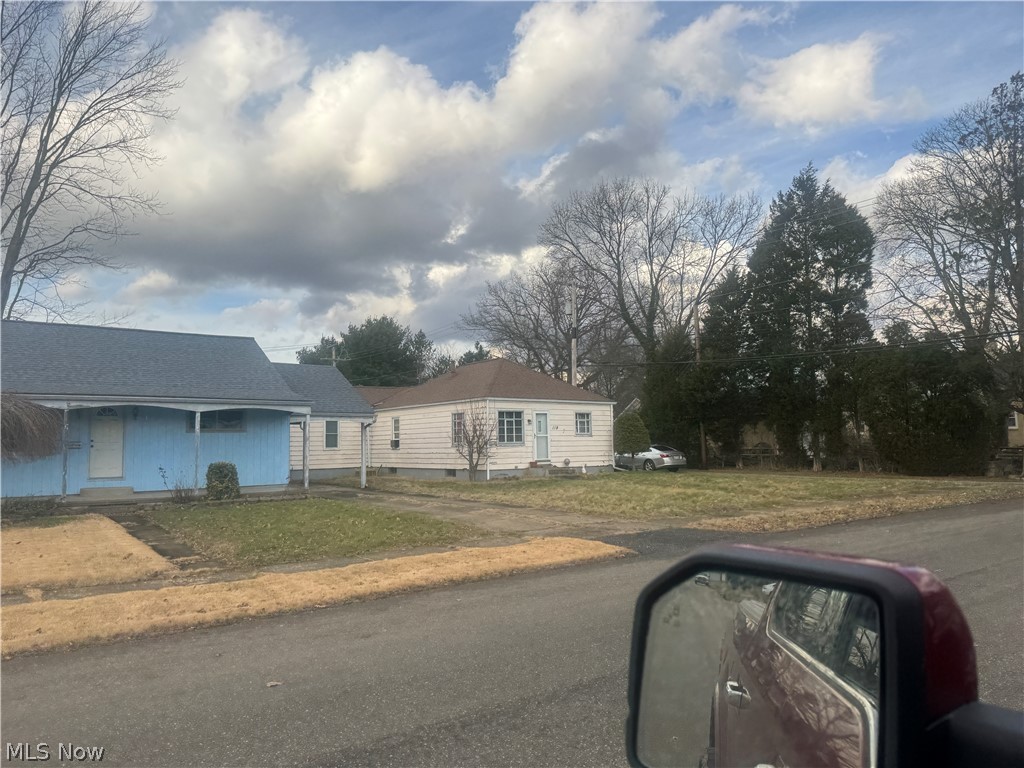 119 23rd Street Dover OH 44622