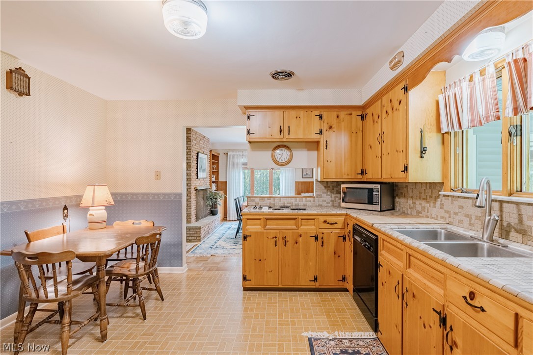 110 Meadow Lane Solon OH 44139