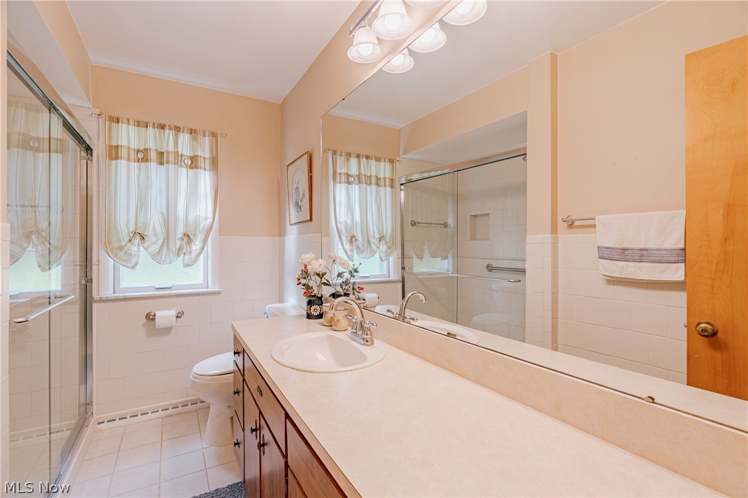 110 Meadow Lane Solon OH 44139