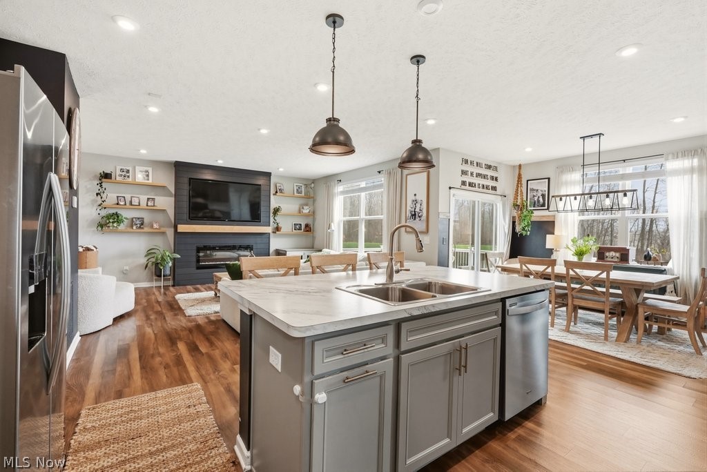 1812 Cobham Lane Wadsworth OH 44281