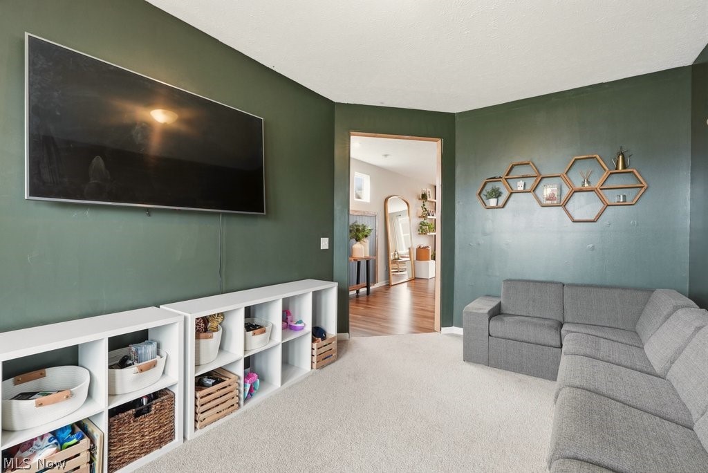 1812 Cobham Lane Wadsworth OH 44281