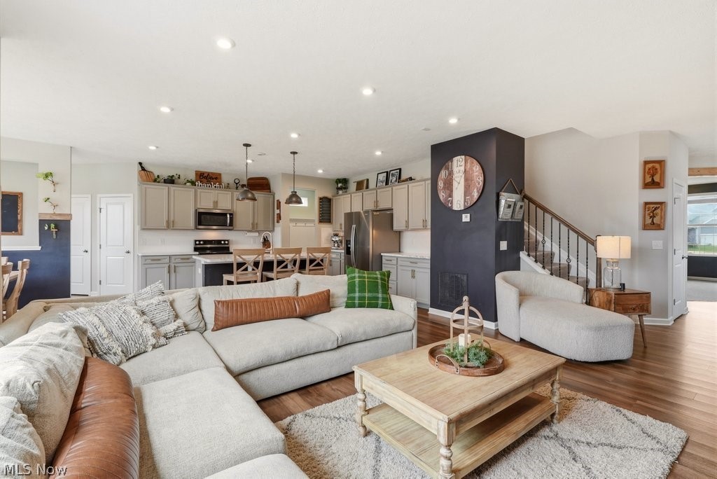 1812 Cobham Lane Wadsworth OH 44281