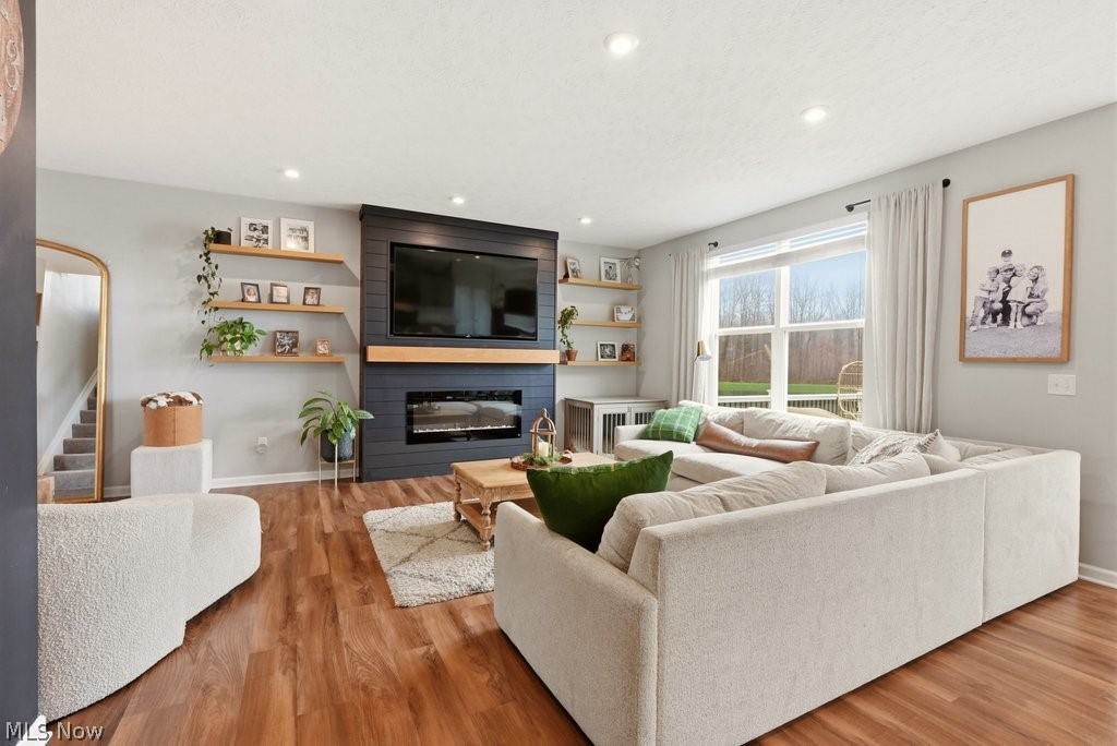 1812 Cobham Lane Wadsworth OH 44281