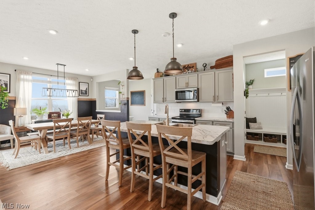 1812 Cobham Lane Wadsworth OH 44281