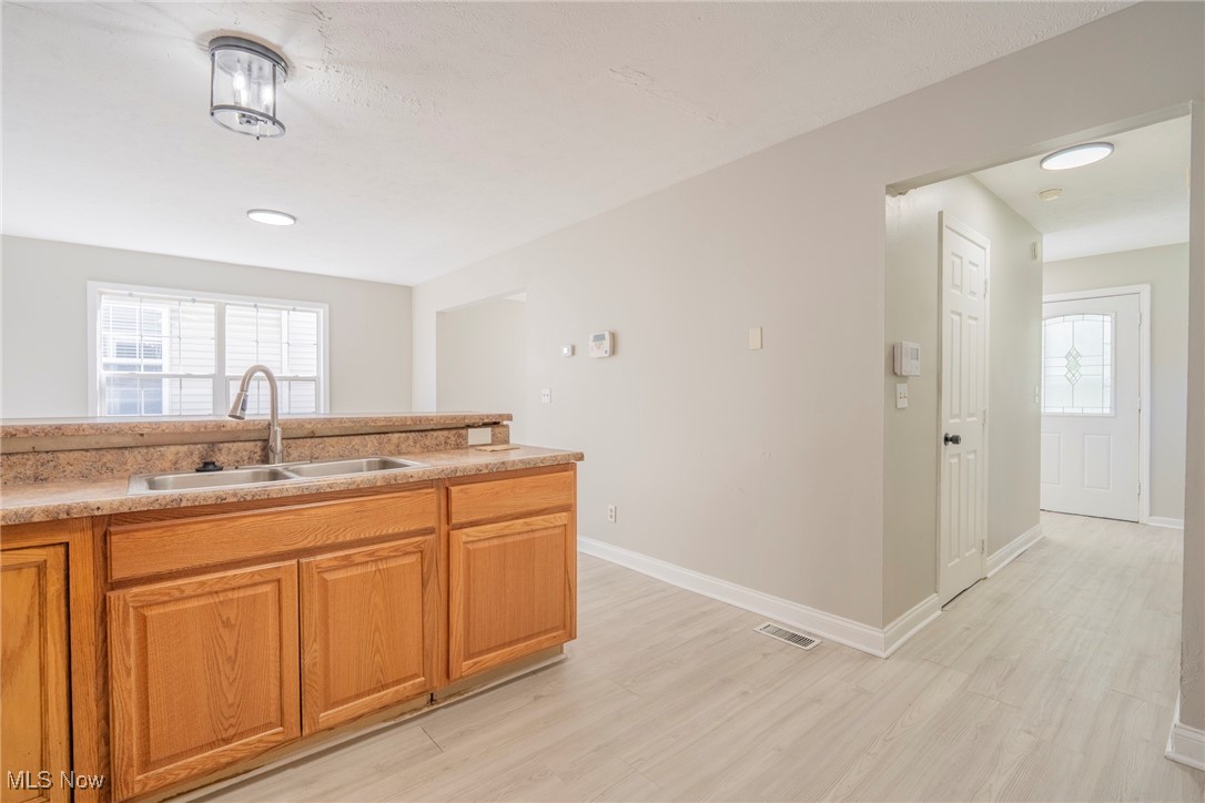 6529 Newman Avenue Cleveland OH 44127