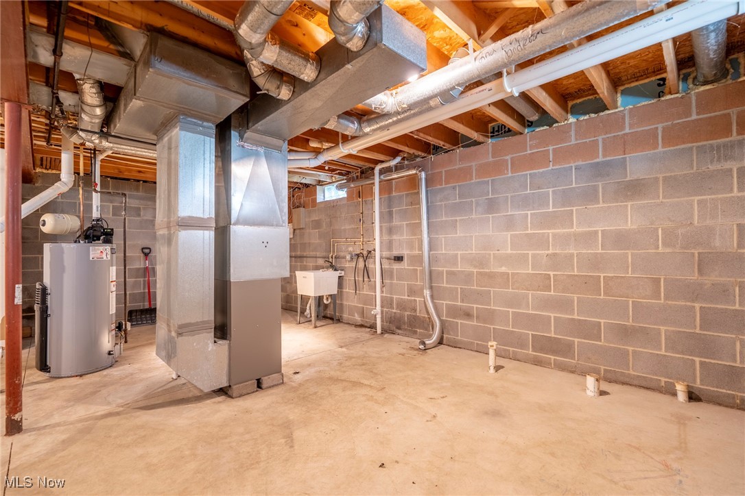 6529 Newman Avenue Cleveland OH 44127