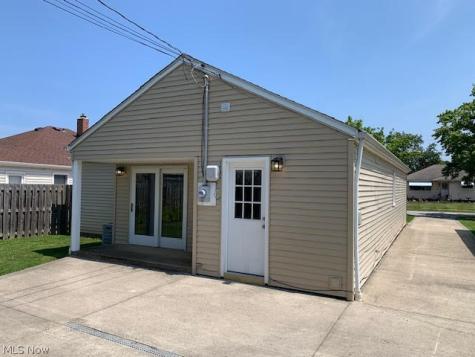 370 E 309th Street Willowick OH 44095