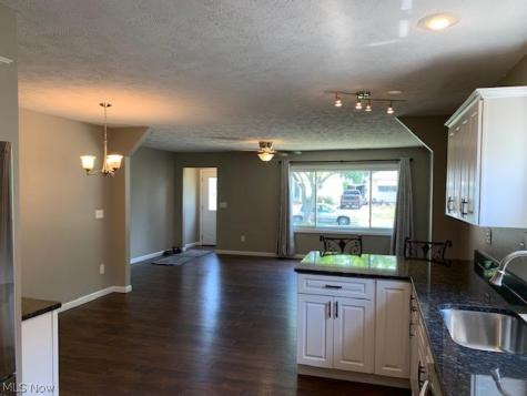 370 E 309th Street Willowick OH 44095