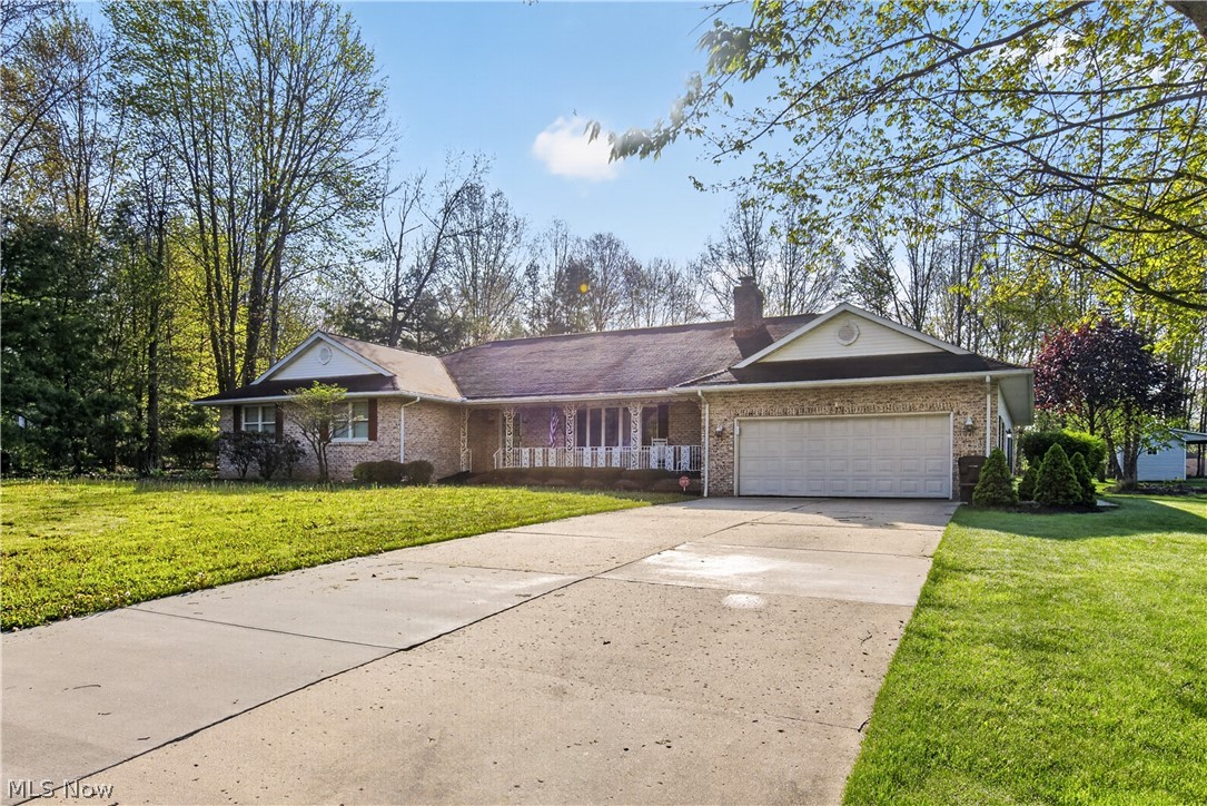 5144 Old Colony Road NW Warren OH 44481