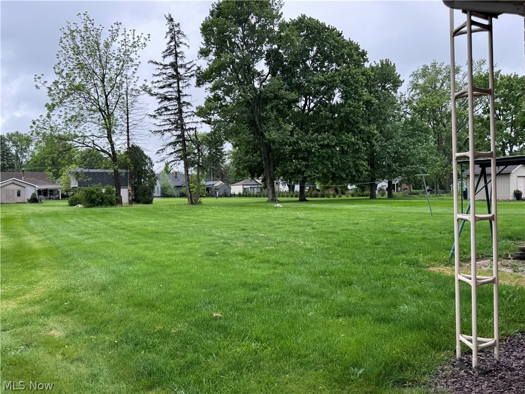 592 W Omar Street Struthers OH 44471