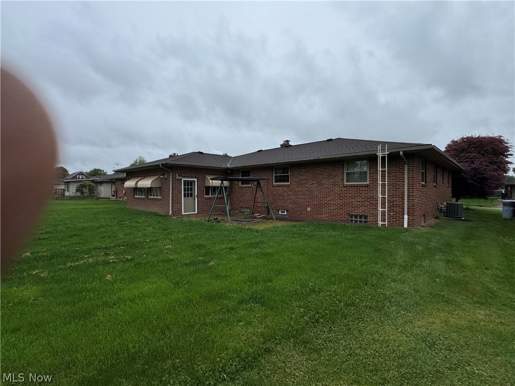 592 W Omar Street Struthers OH 44471