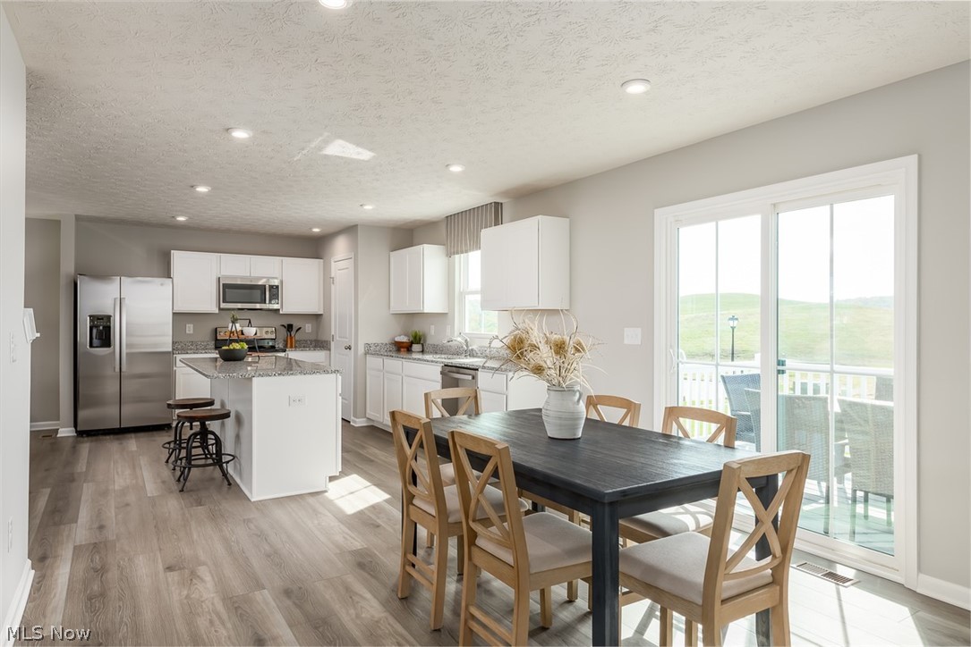 104 Pine Trails Doylestown OH 44230