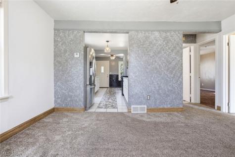 1489 E 361st Street Eastlake OH 44095