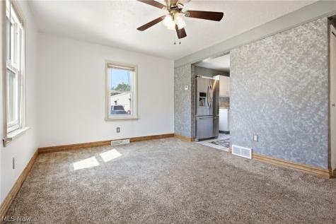 1489 E 361st Street Eastlake OH 44095