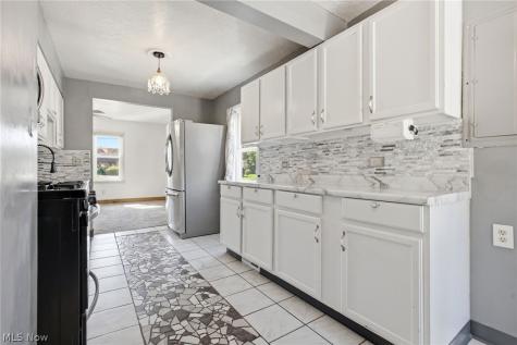 1489 E 361st Street Eastlake OH 44095