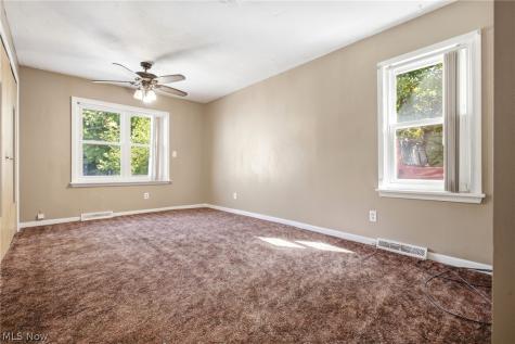 1489 E 361st Street Eastlake OH 44095