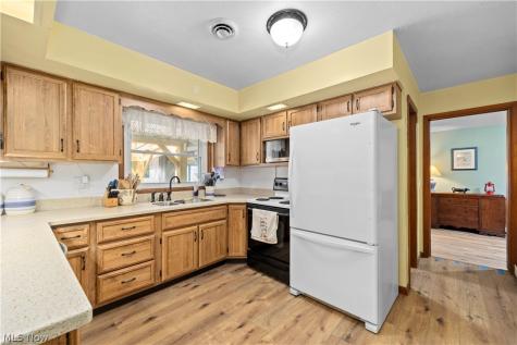 6424 Murray Ridge Road Elyria OH 44035