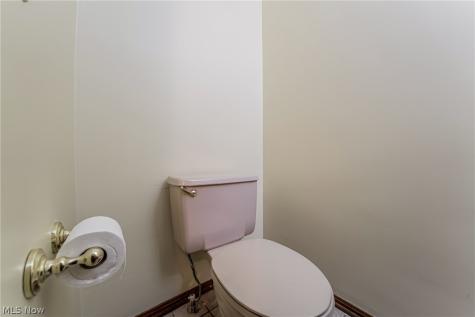 6993 Deer Path Olmsted Twp OH 44138