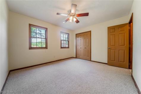 6993 Deer Path Olmsted Twp OH 44138