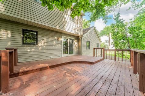 6993 Deer Path Olmsted Twp OH 44138
